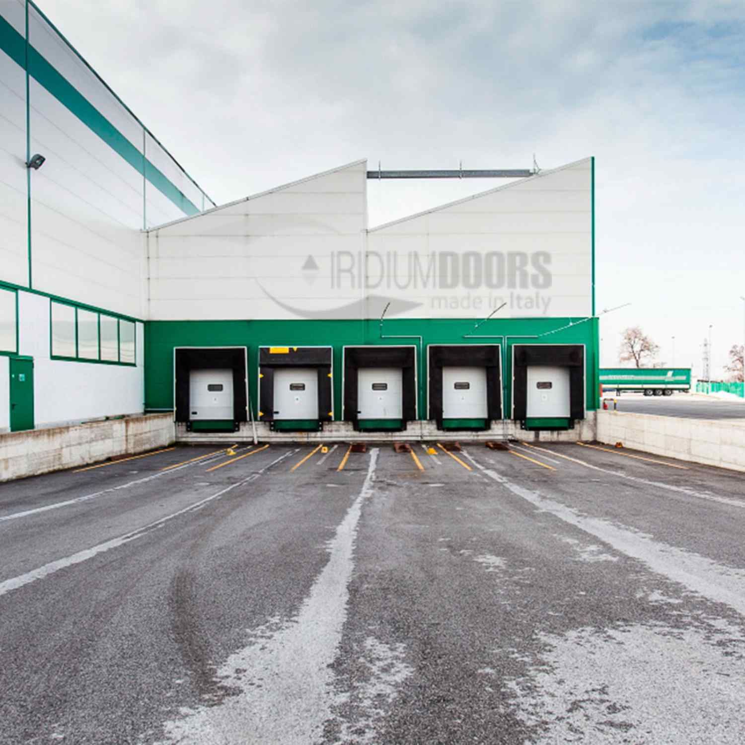 Iridium Doors Gallery Baie Di Carico 7