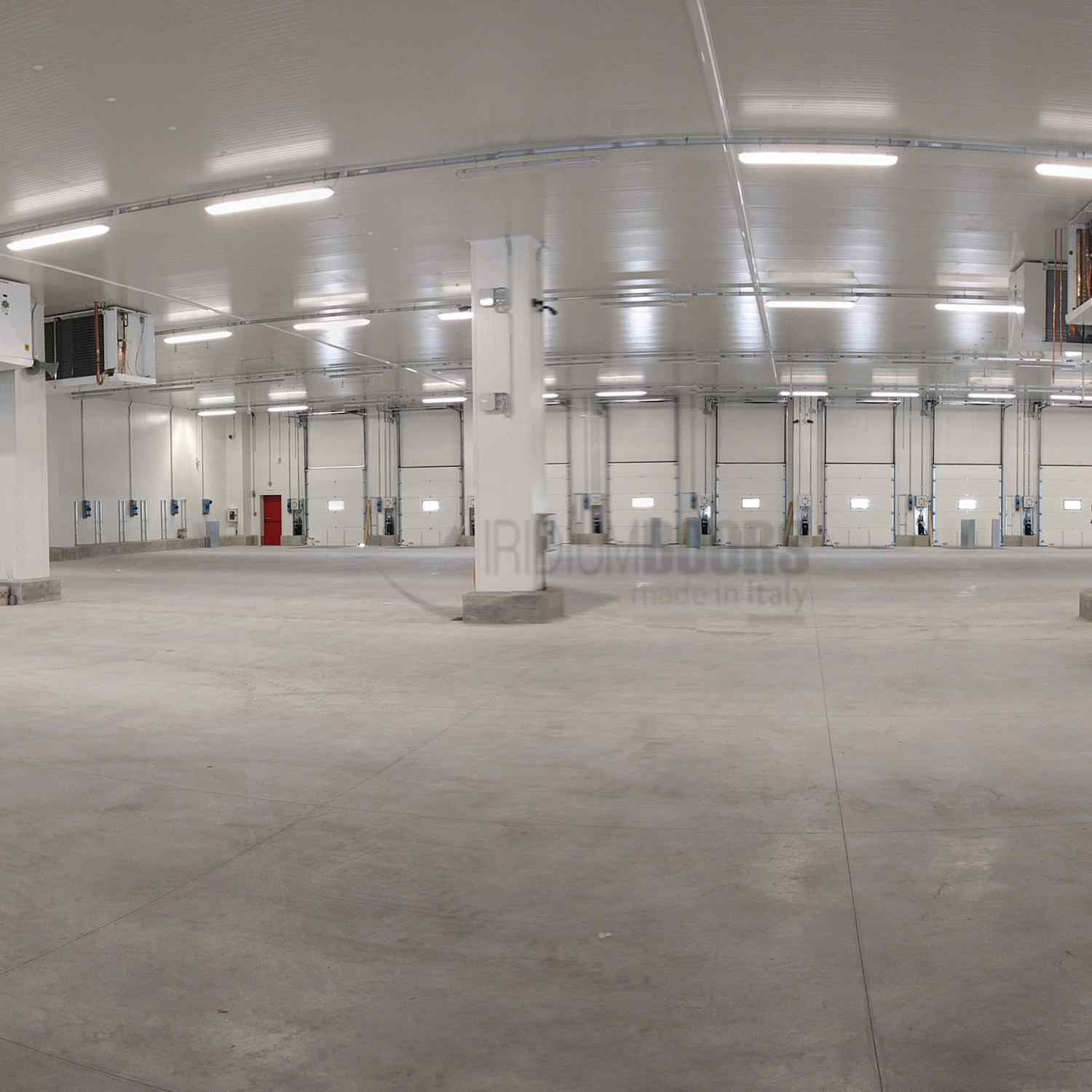 Iridium Doors Gallery Baie Di Carico 9