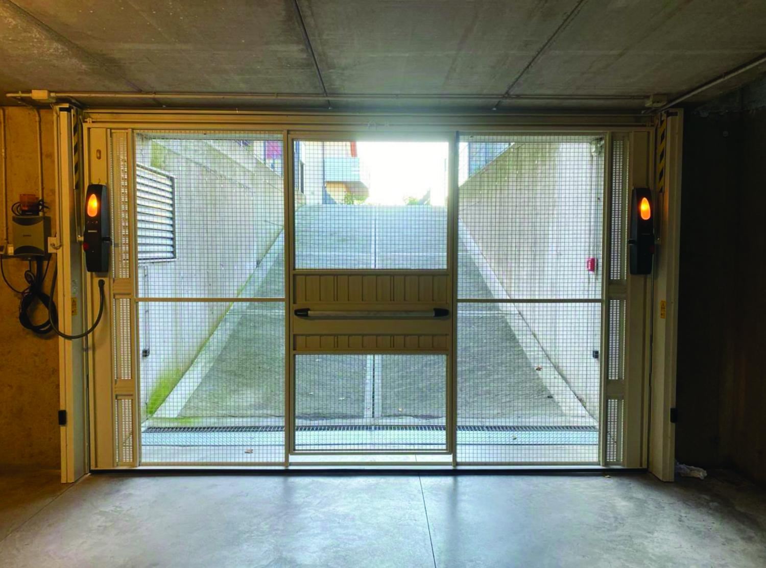 Iridium Doors Gallery Basculanti 25