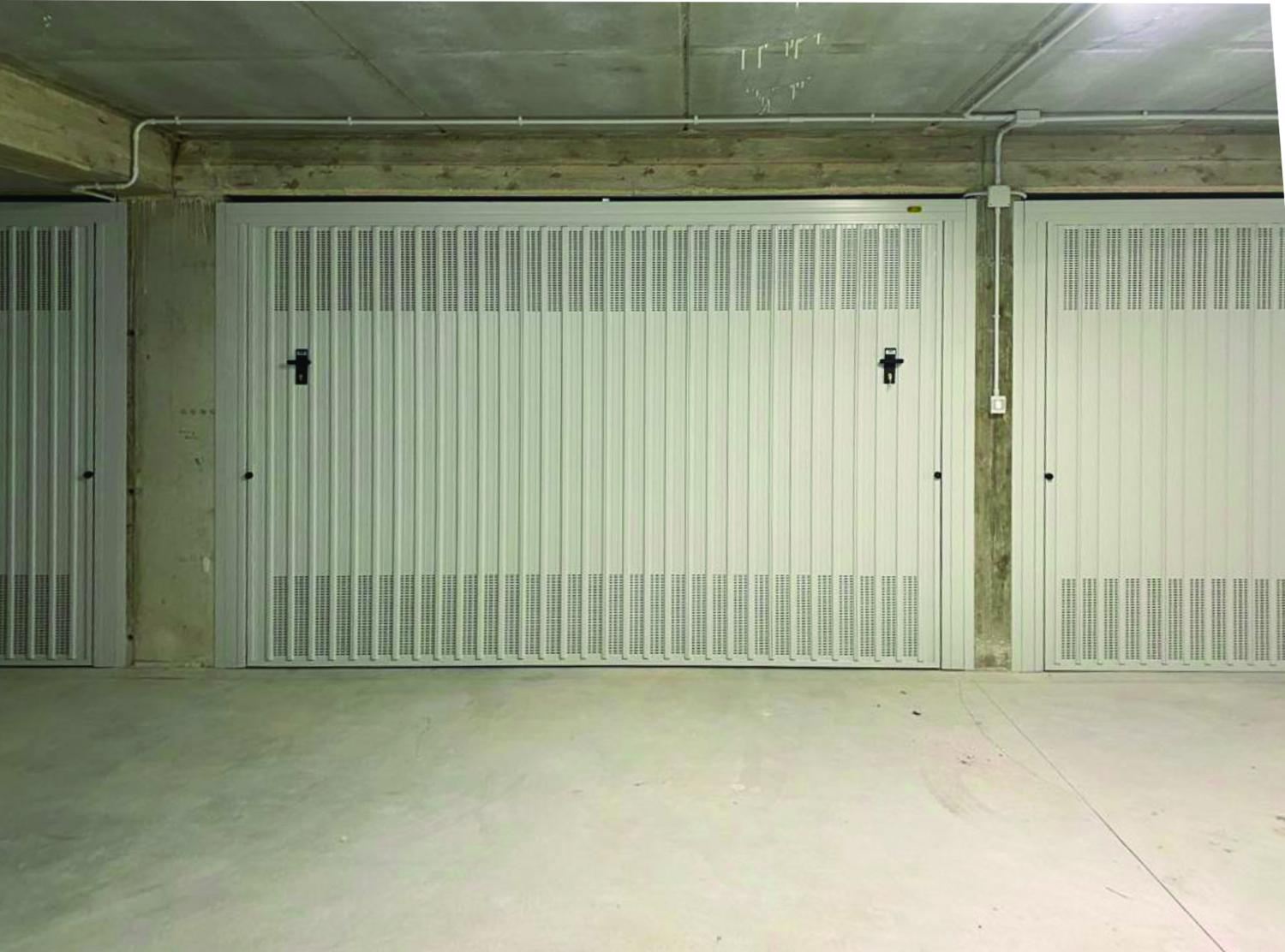 Iridium Doors Gallery Basculanti 28