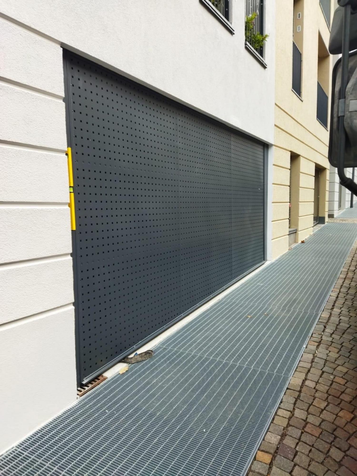 Iridium Doors Gallery Basculanti 52